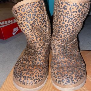 Women Classic Ugg Boot with Cheetah